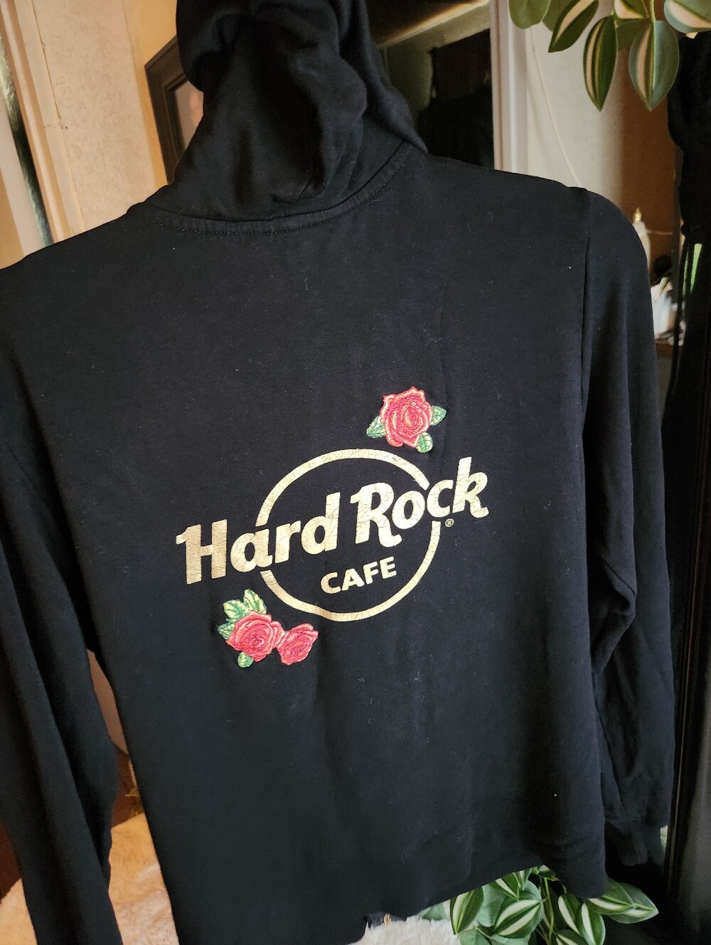 Hard Rock Cafe Black Pullover with Gold Logo and Red Rose Embroidery